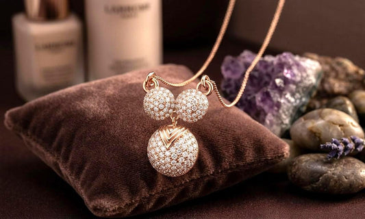 Riora rose gold moissanite circle pendant necklace featuring an elegant bridal jewelry design, perfect for gifting and special occasions.